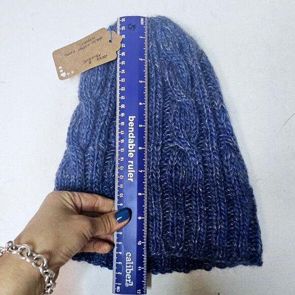 Mohair n Wool Blue twist chains Beanie NWT handmade. Never used. Warm. Soft. - Picture 12 of 12